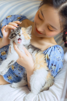 曰韩内射六十七十老熟女影视